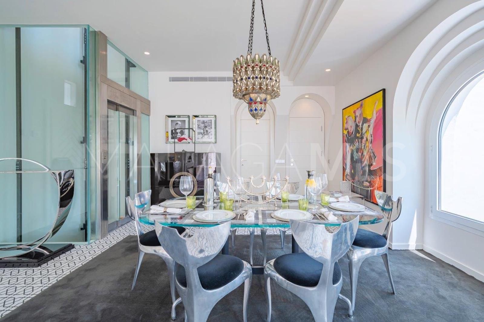 Radhus for sale in Marbella Golden Mile