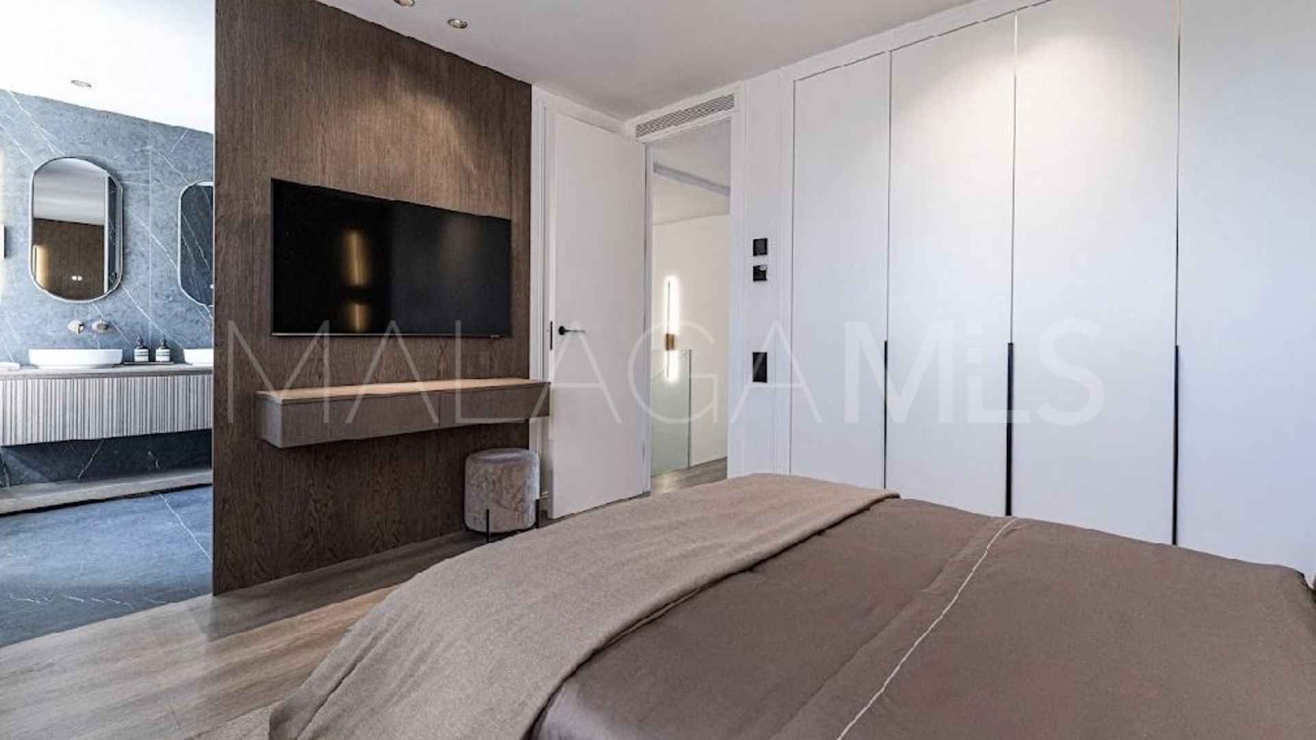 Buy adosado in Monte Halcones