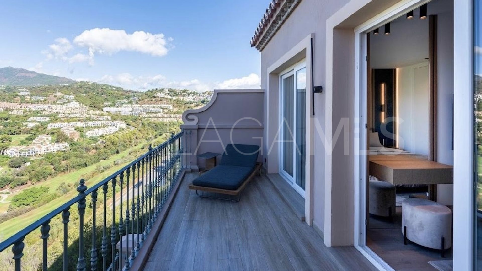 Buy adosado in Monte Halcones