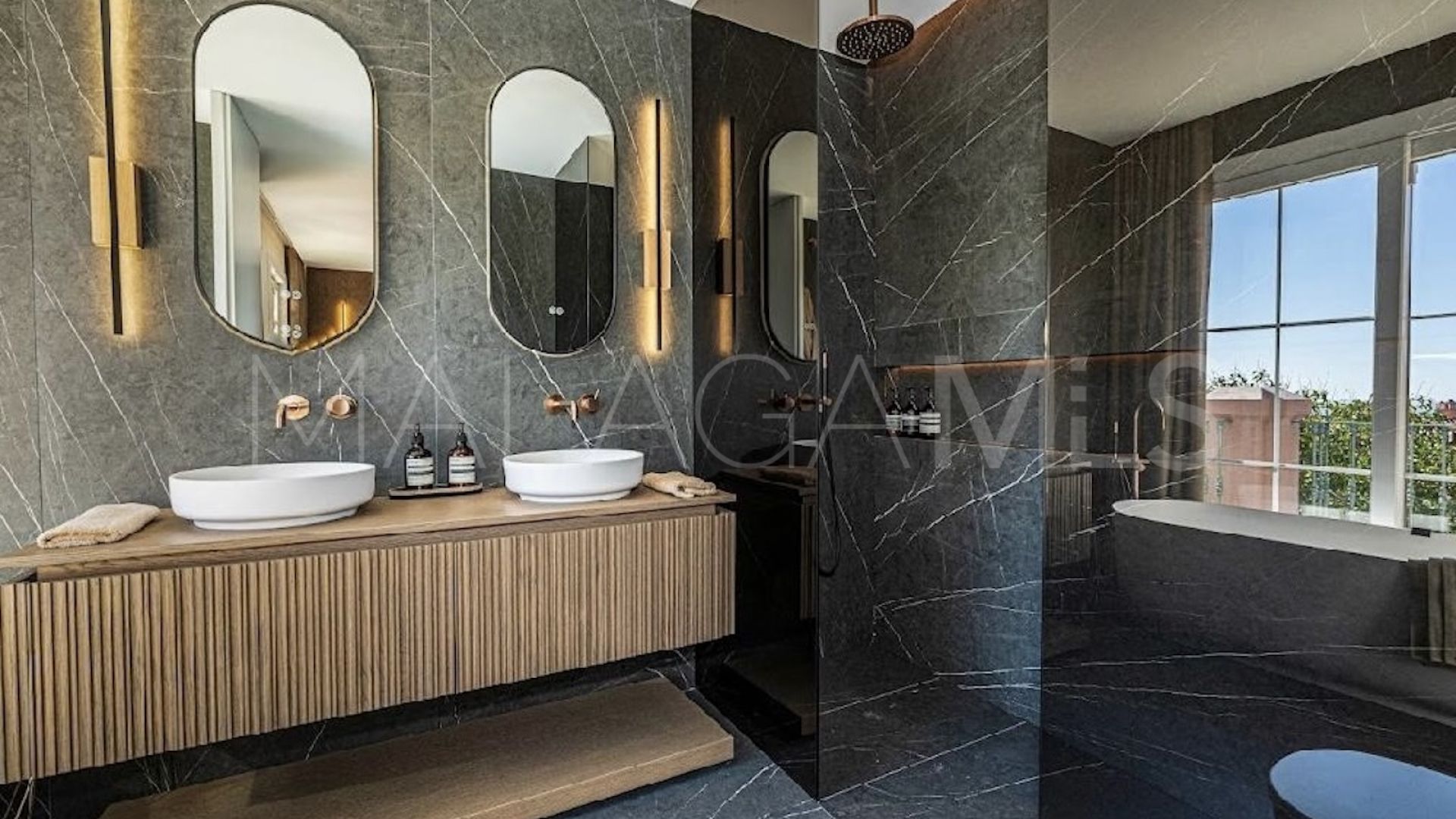 Buy adosado in Monte Halcones