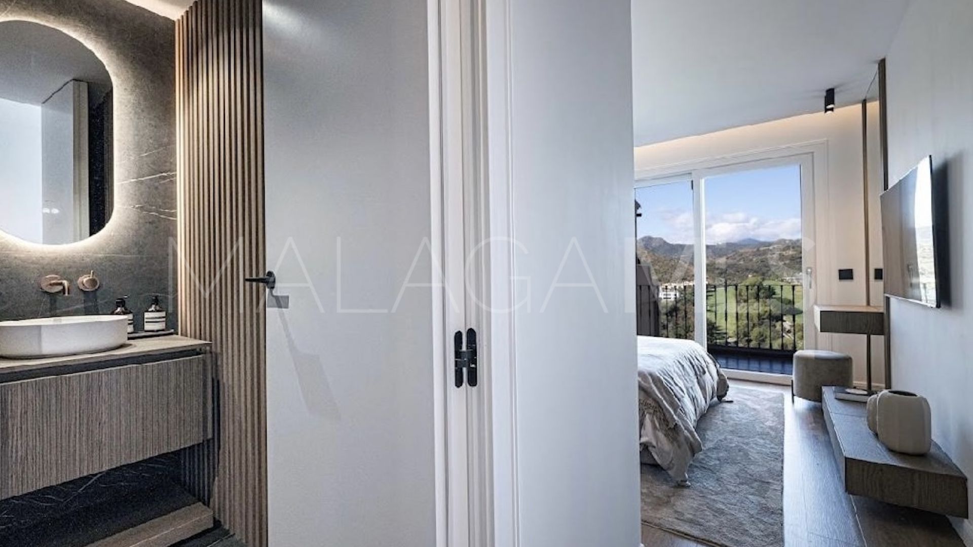 Buy adosado in Monte Halcones