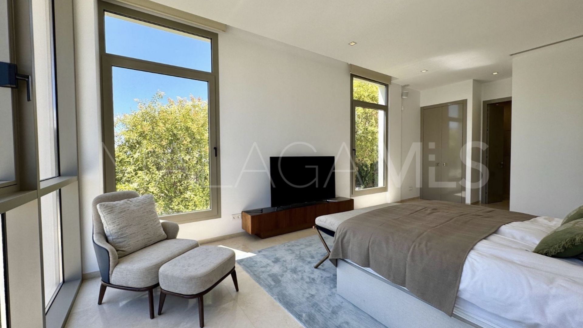 Villa for sale in Los Flamingos Golf