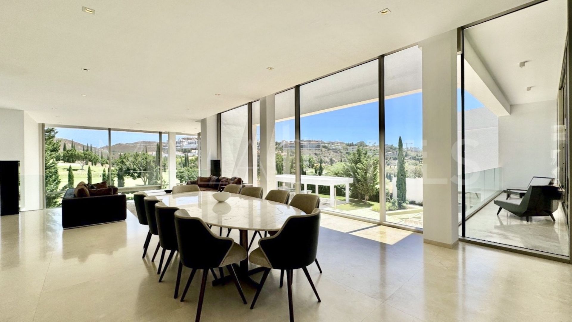 Villa for sale in Los Flamingos Golf