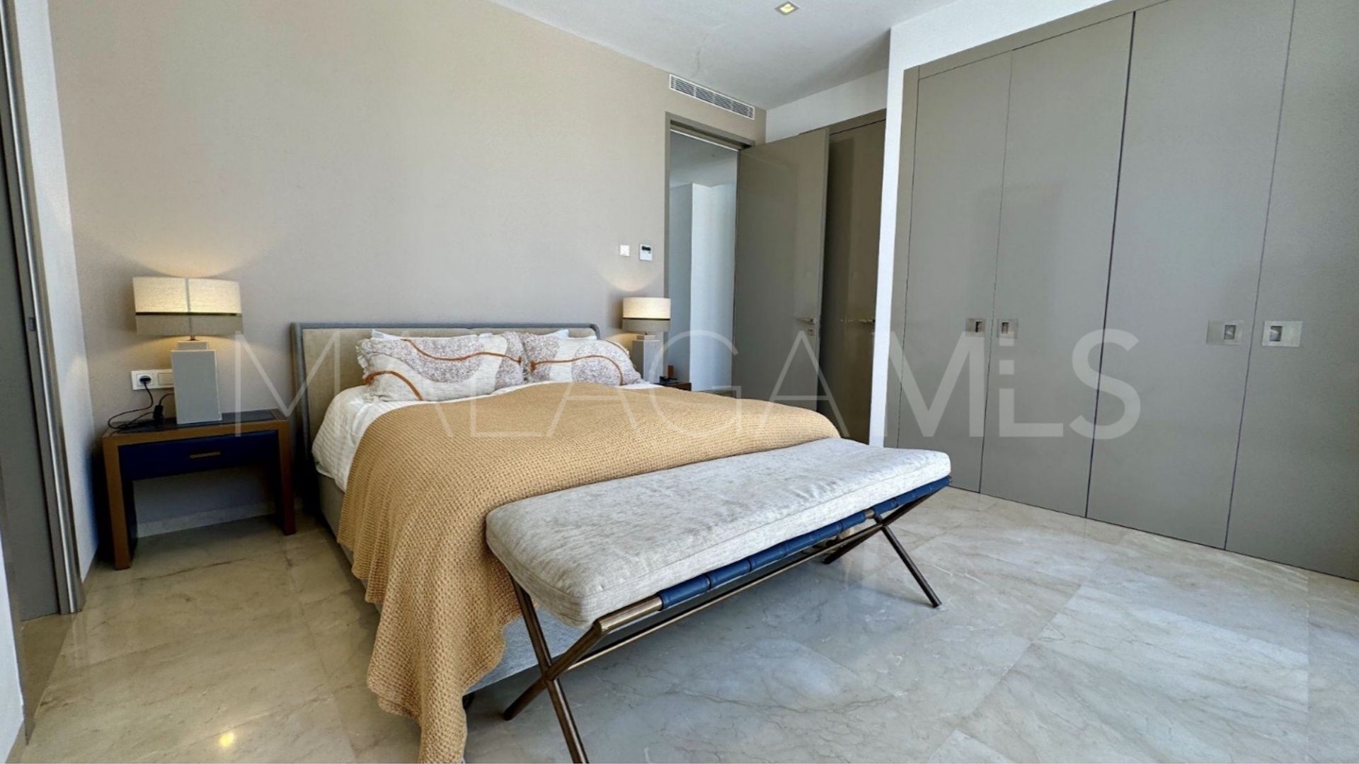 Villa for sale in Los Flamingos Golf