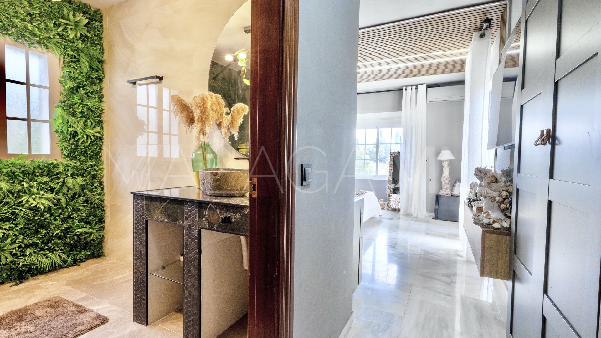 Villa for sale in San Pedro de Alcantara