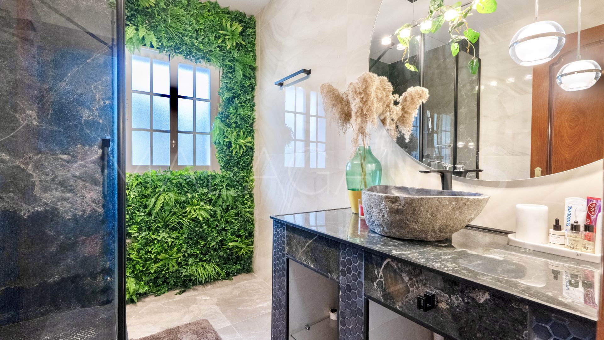 Villa for sale in San Pedro de Alcantara