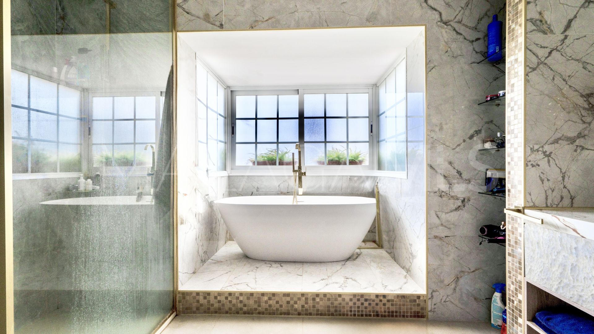 Villa for sale in San Pedro de Alcantara