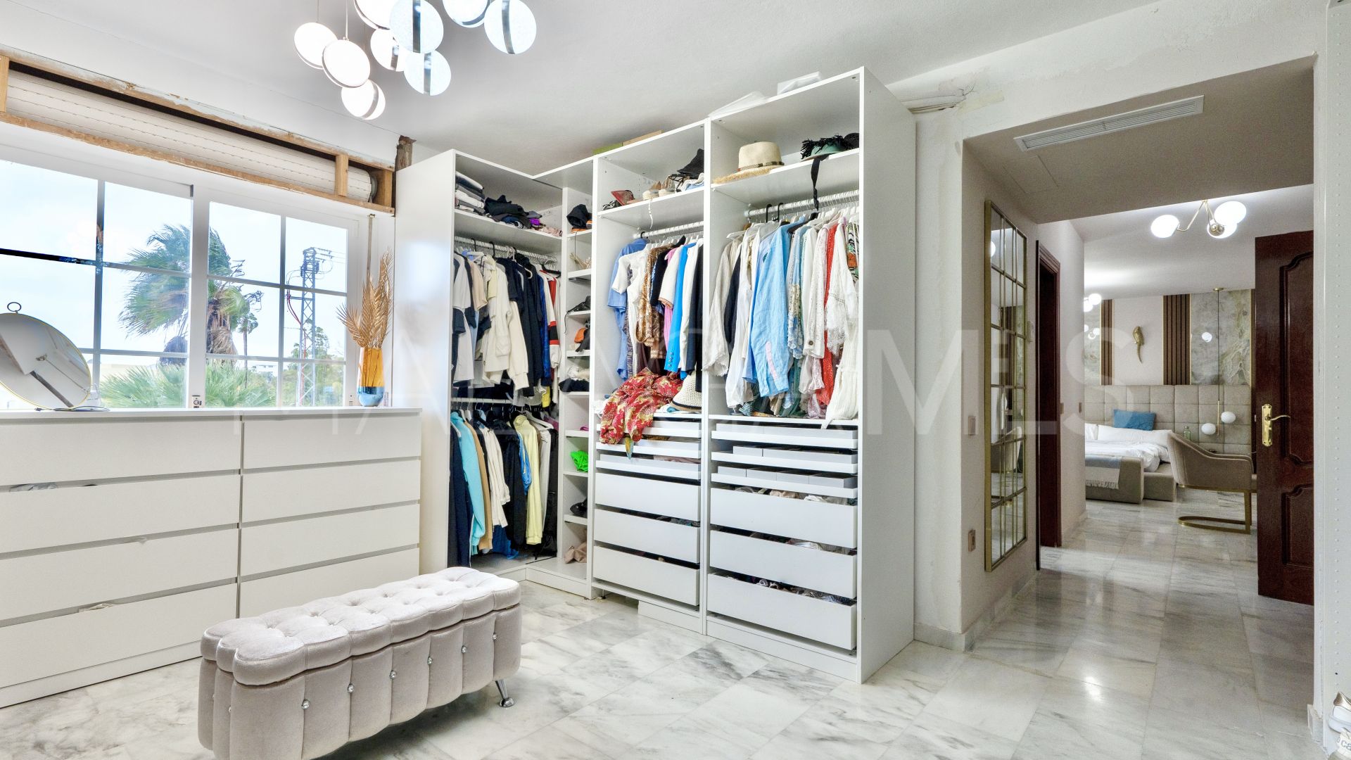 Villa for sale in San Pedro de Alcantara