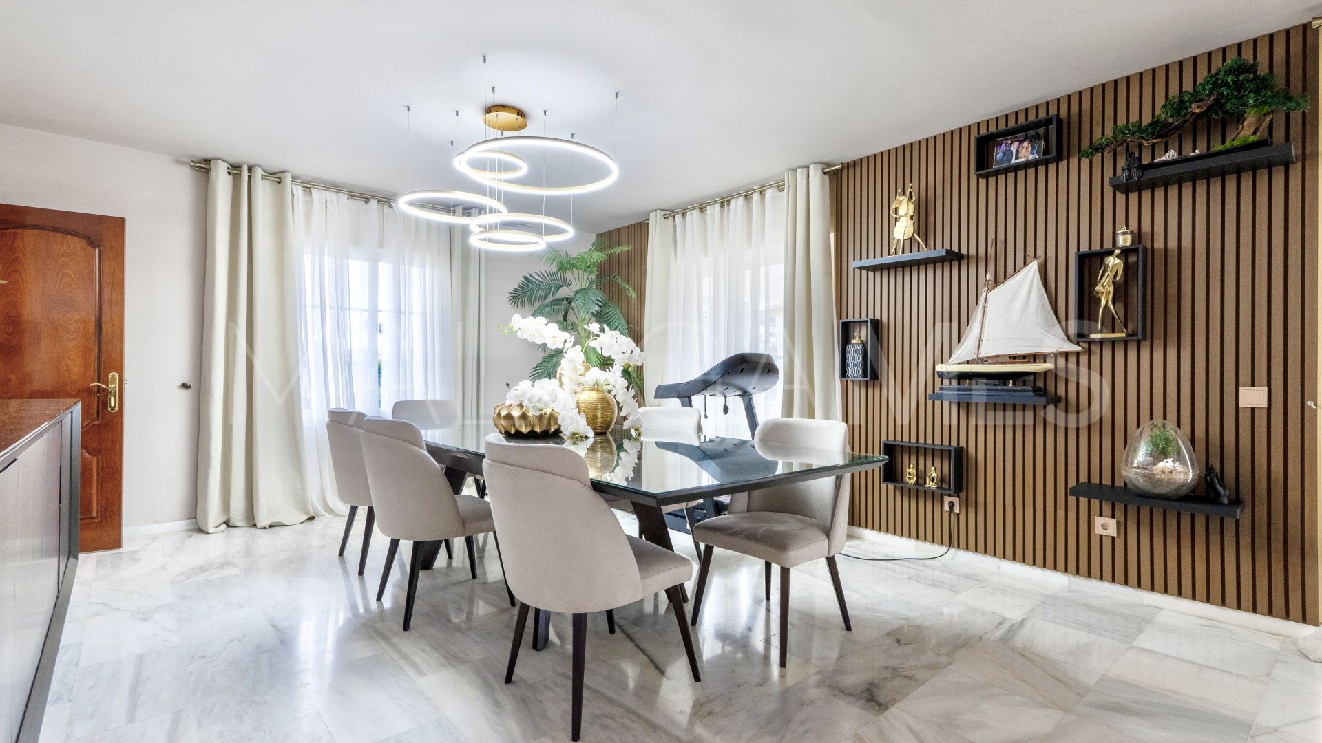 Villa for sale in San Pedro de Alcantara