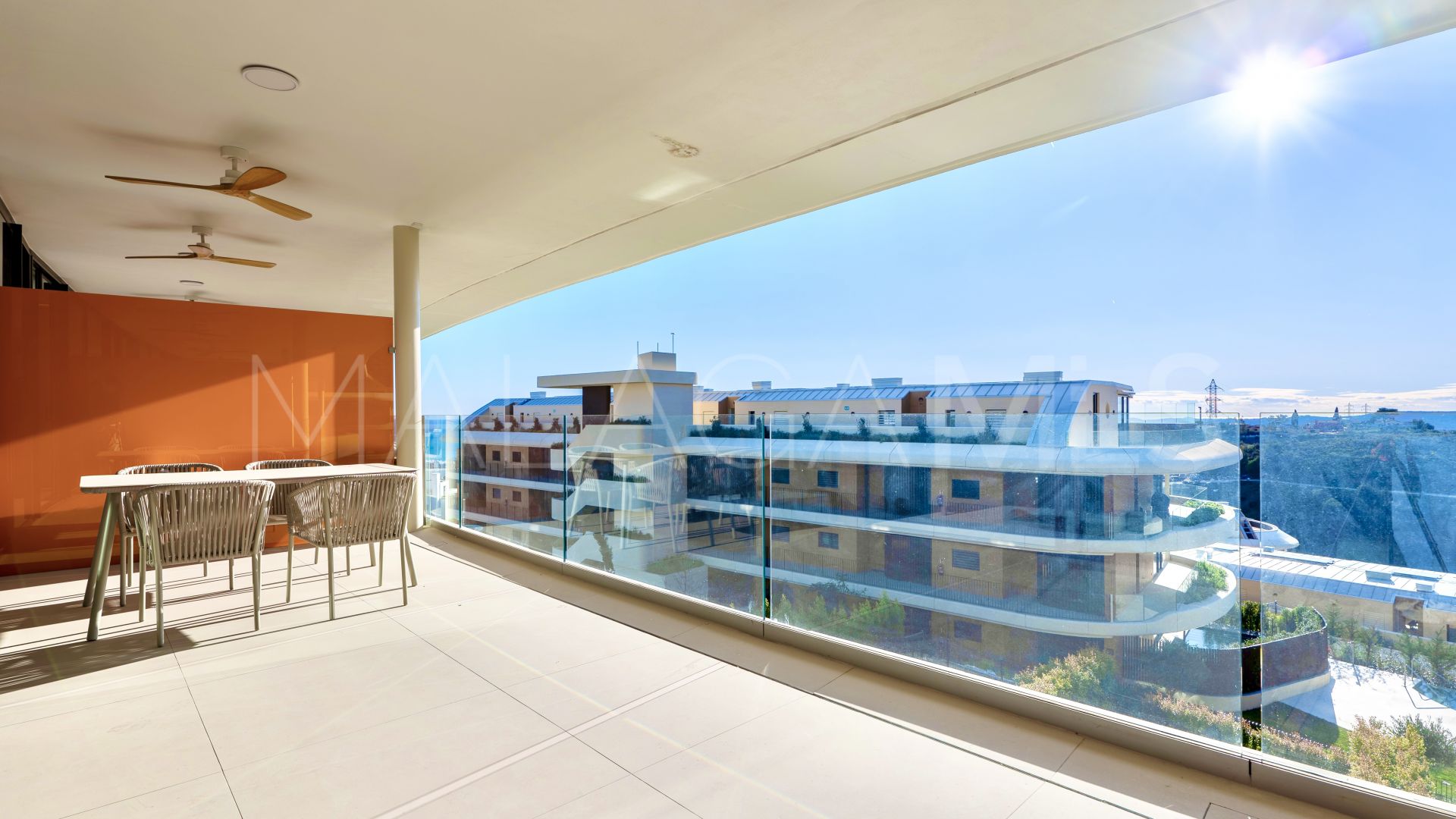 Buy apartamento in Fuengirola