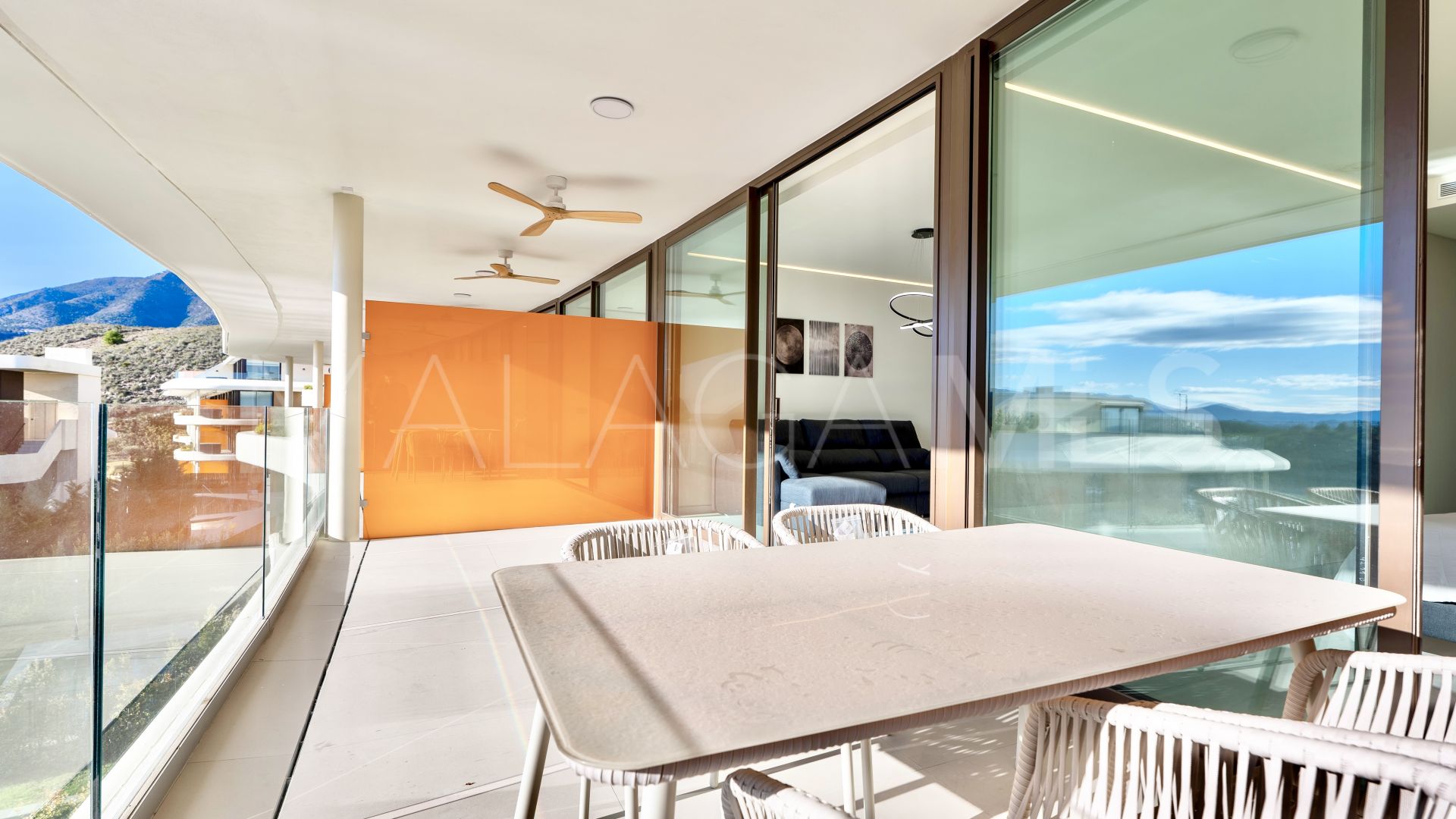 Buy apartamento in Fuengirola