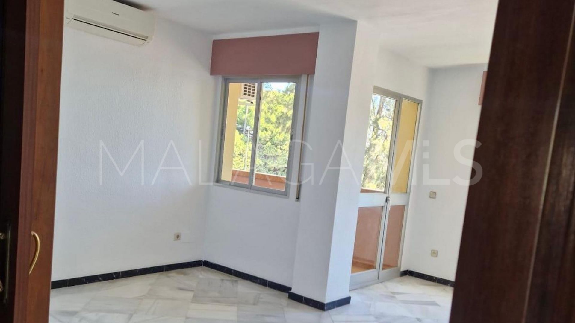 Apartment for sale in San Pedro de Alcantara with 3 bedrooms