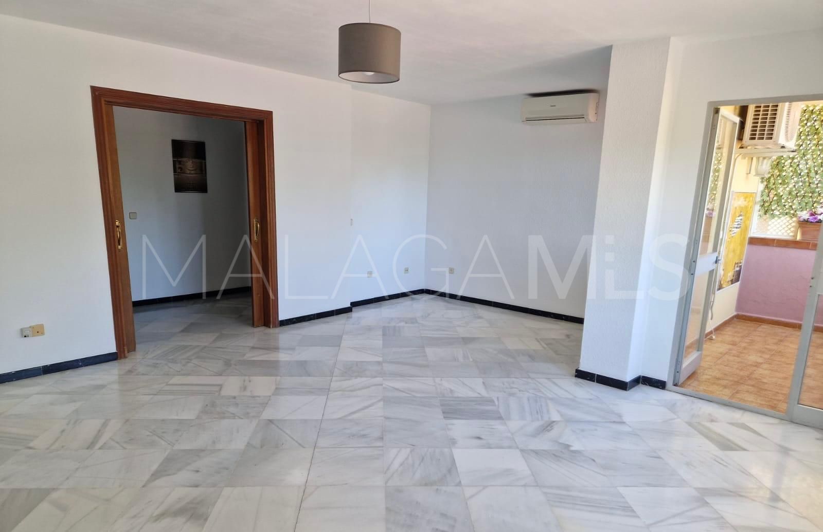 Apartment for sale in San Pedro de Alcantara with 3 bedrooms