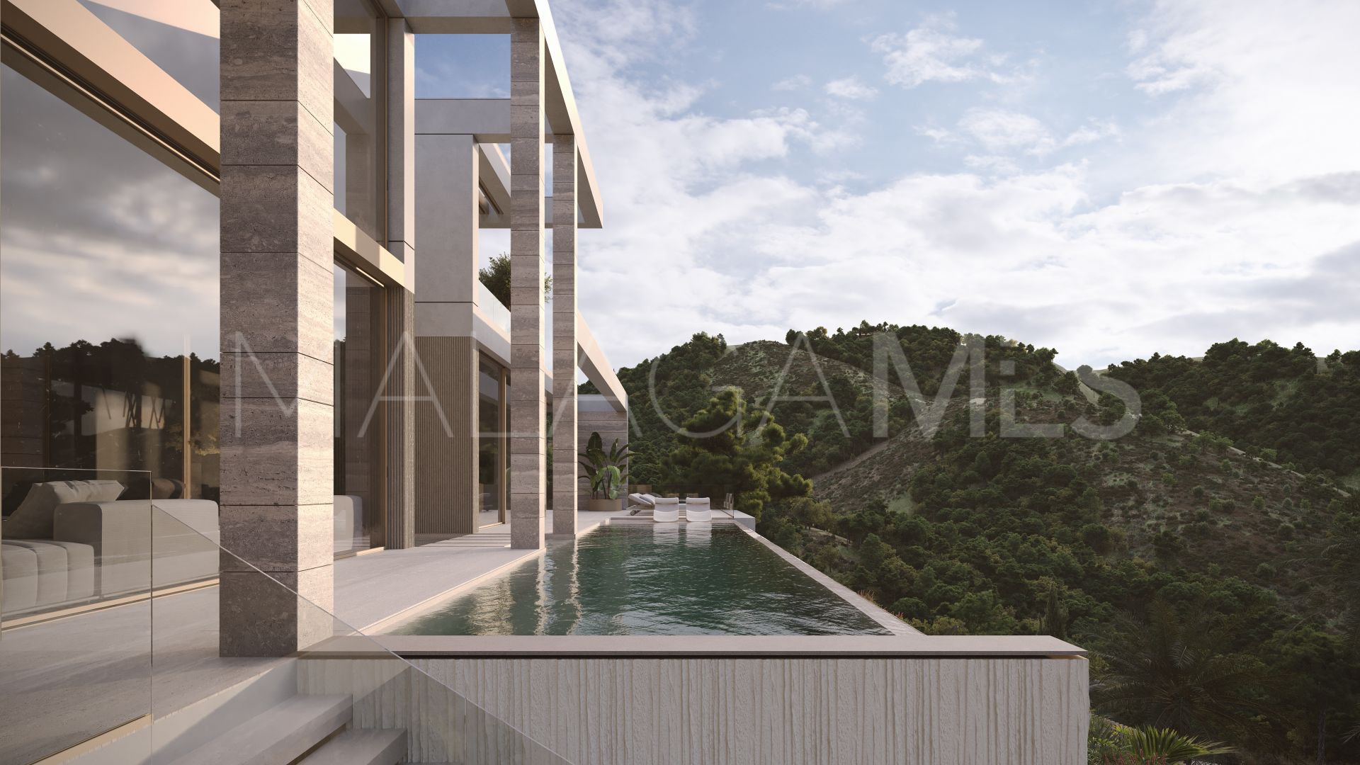 Villa for sale in Montemayor