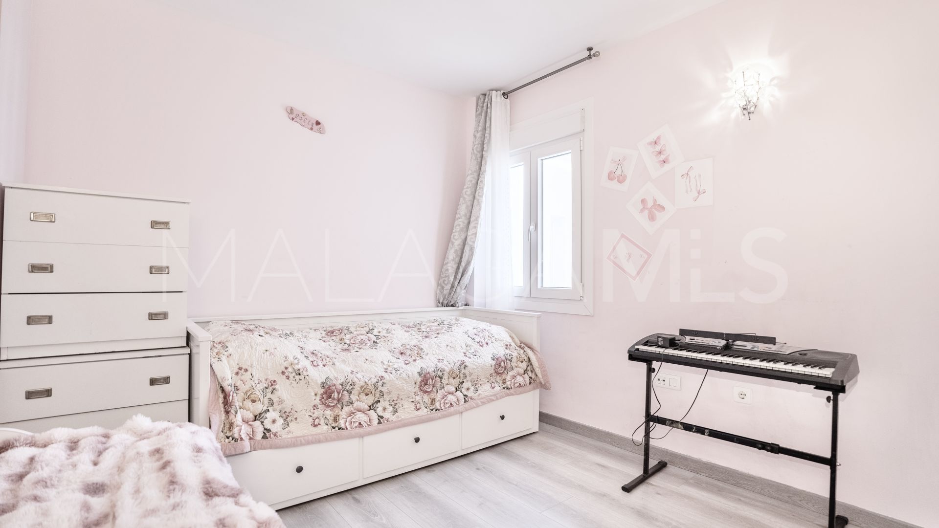 Lägenhet for sale in Los Naranjos de Marbella