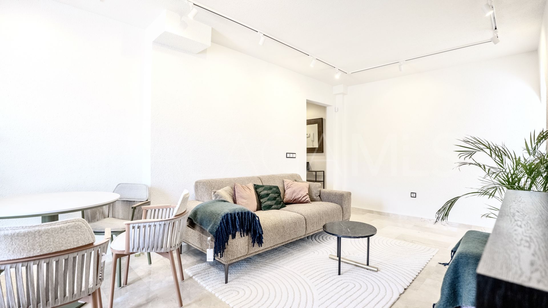 For sale Benahavis penthouse with 1 bedroom