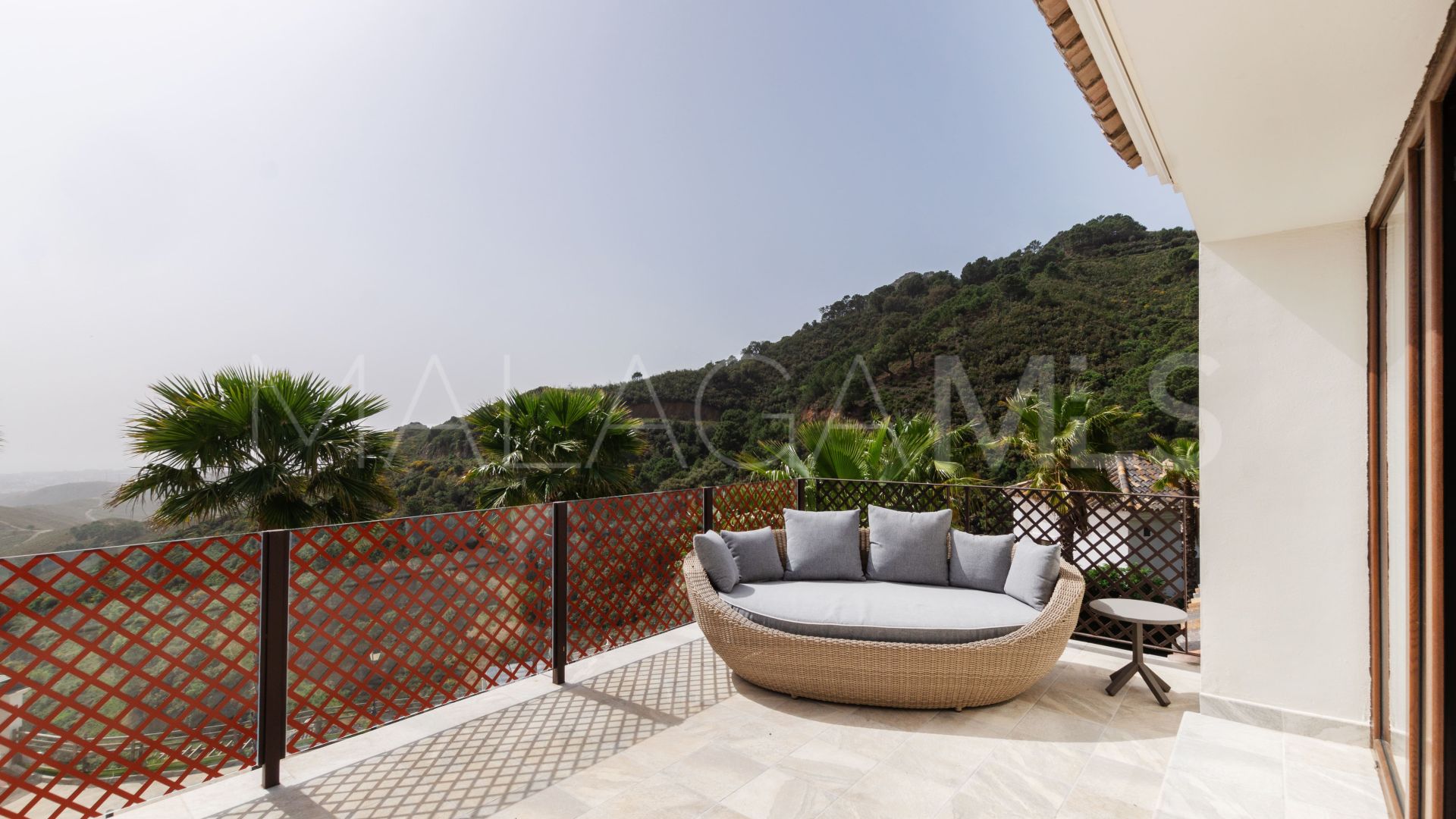 Villa for sale in Benahavis Hills Country Club