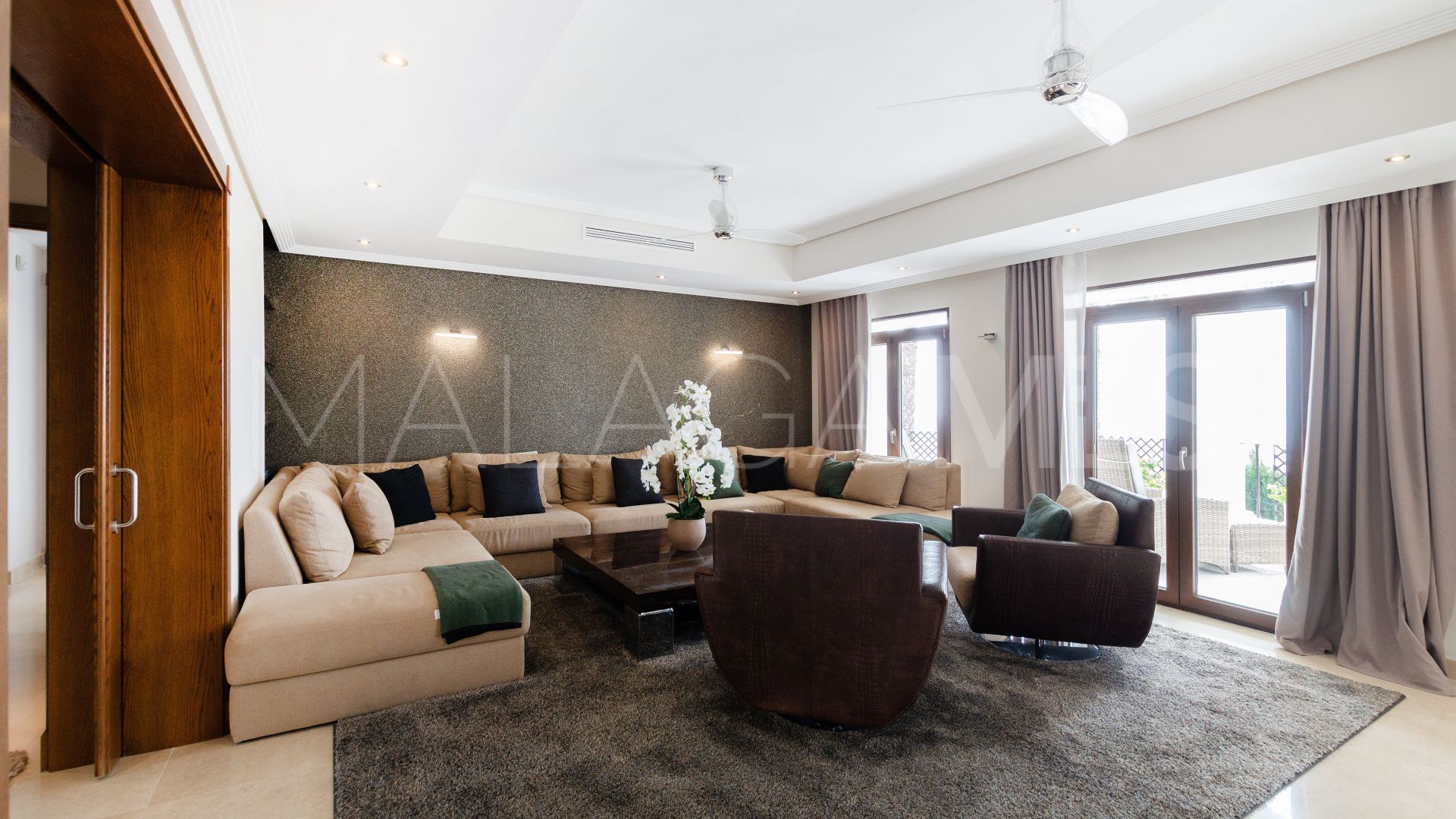 Villa for sale in Benahavis Hills Country Club