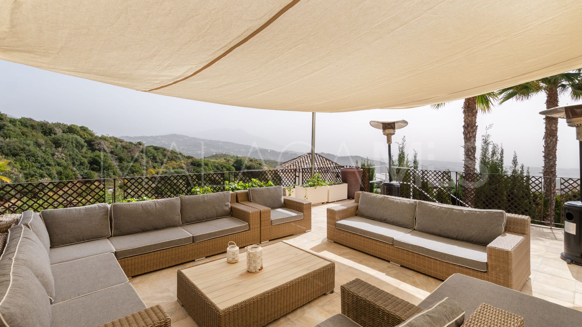 Villa for sale in Benahavis Hills Country Club