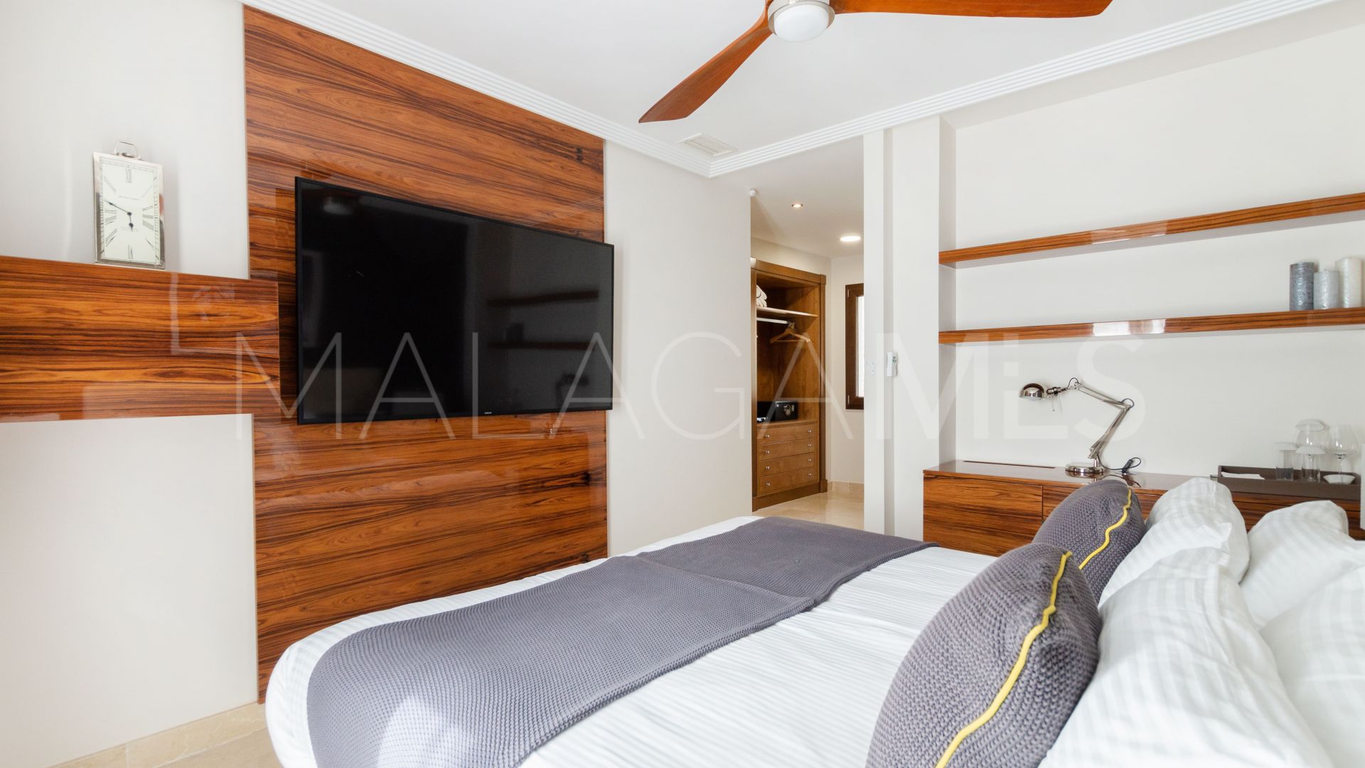 Villa for sale in Benahavis Hills Country Club