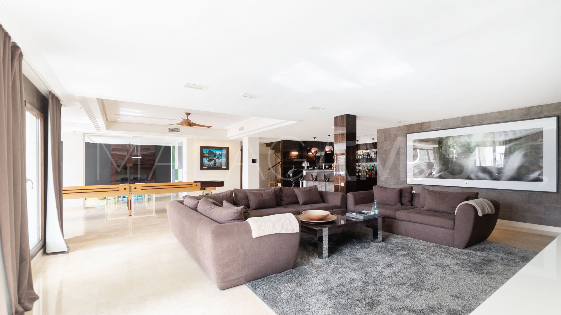 Villa for sale in Benahavis Hills Country Club