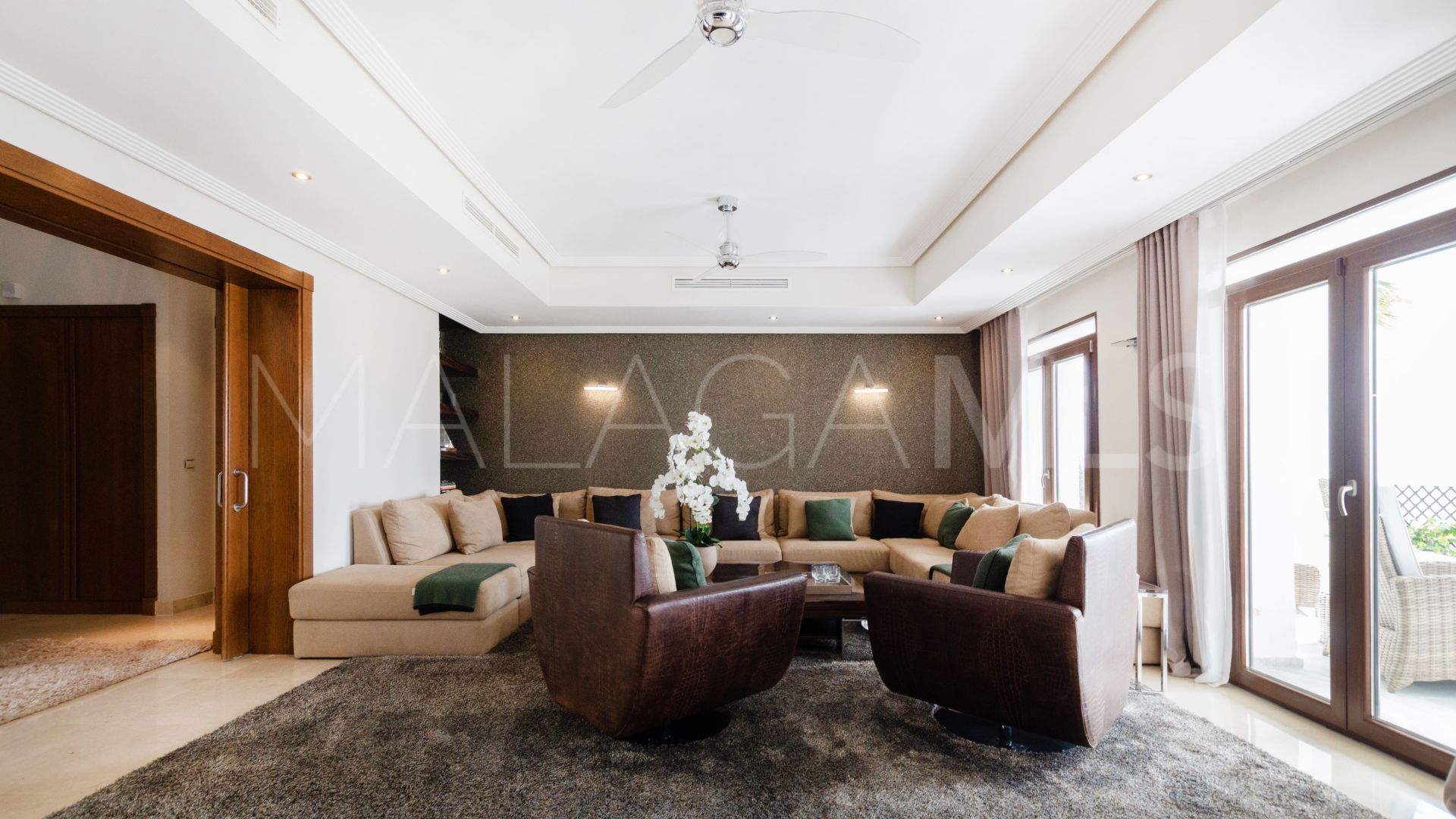Villa for sale in Benahavis Hills Country Club