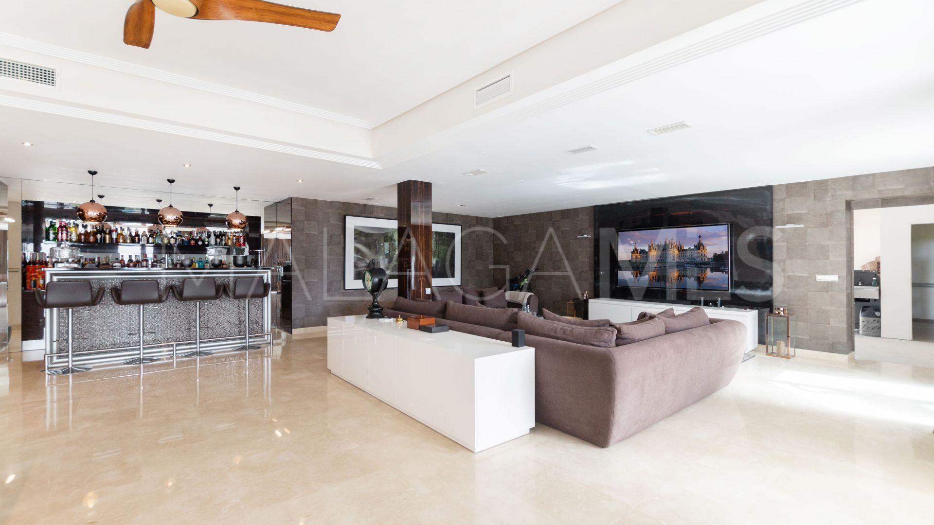 Villa for sale in Benahavis Hills Country Club