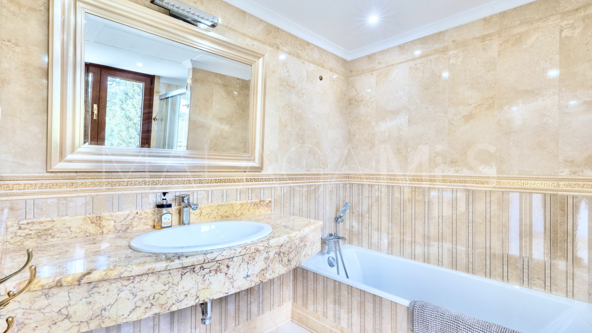 Villa for sale in Hacienda las Chapas