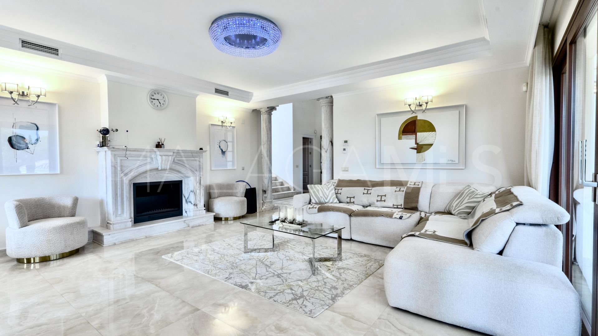 Villa for sale in Hacienda las Chapas