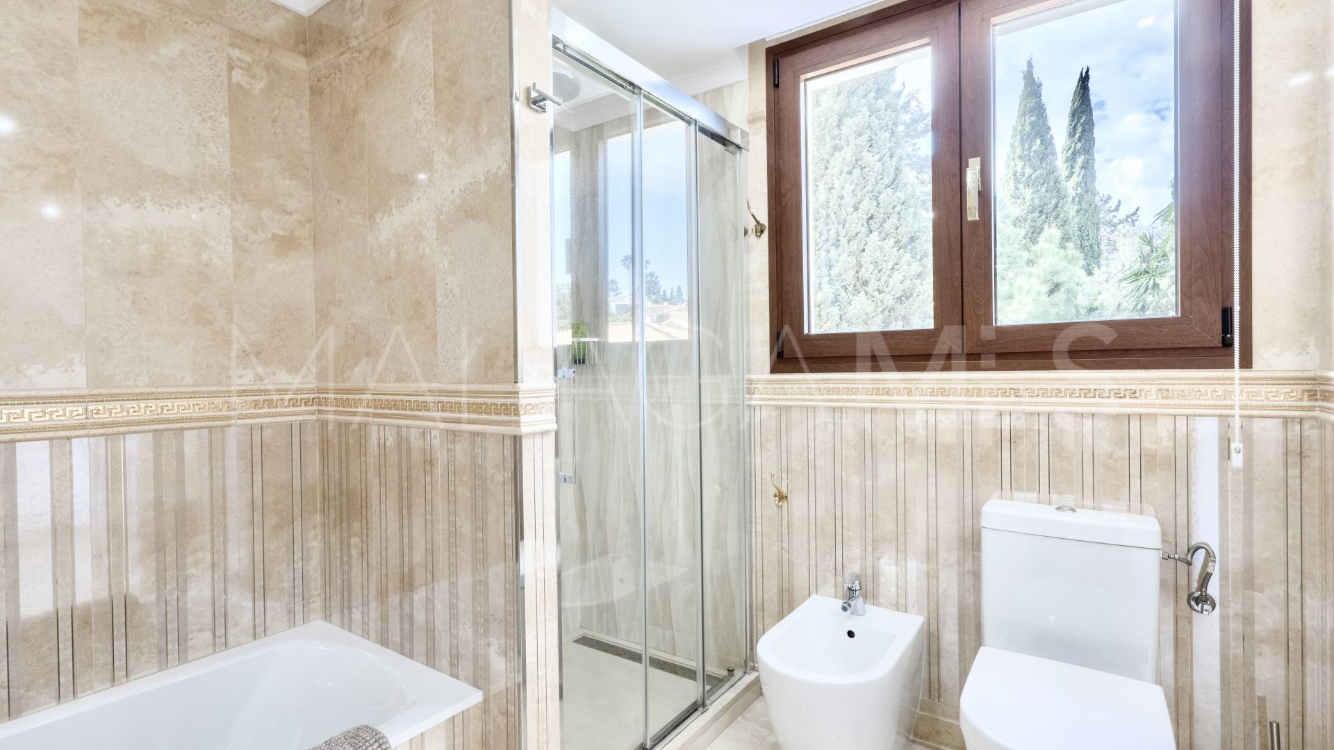 Villa for sale in Hacienda las Chapas
