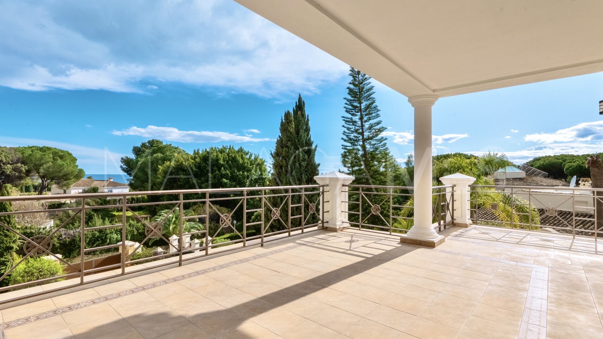Villa for sale in Hacienda las Chapas