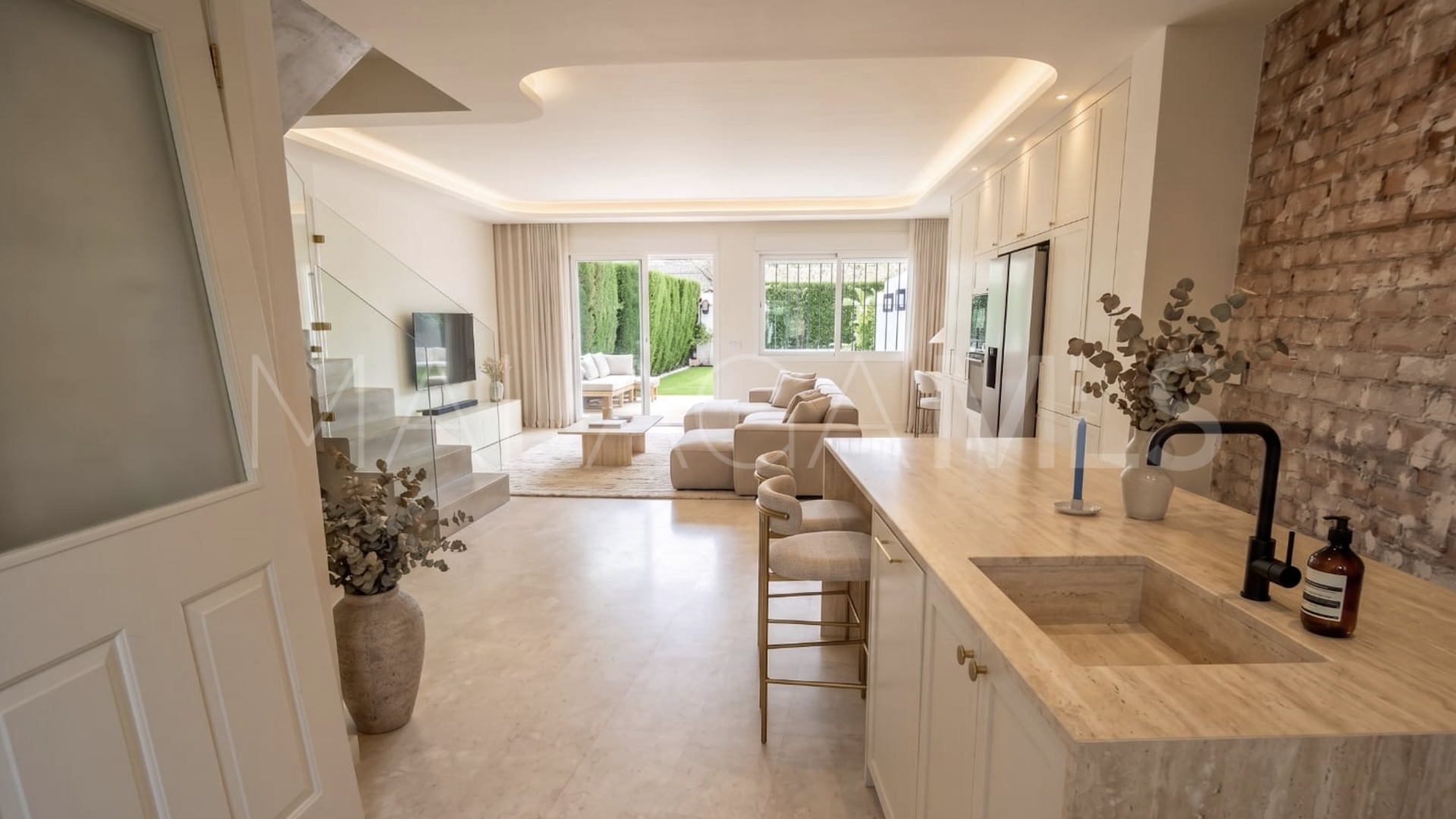 Radhus for sale in Azalea Beach