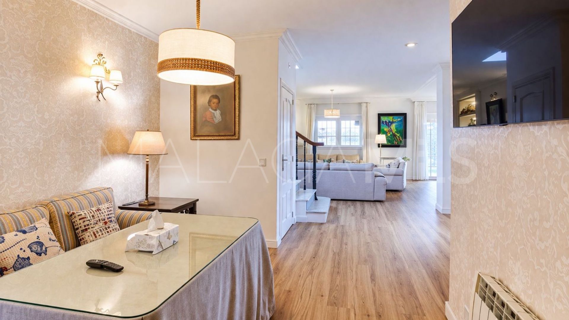 Villa for sale in Guadalmina Baja