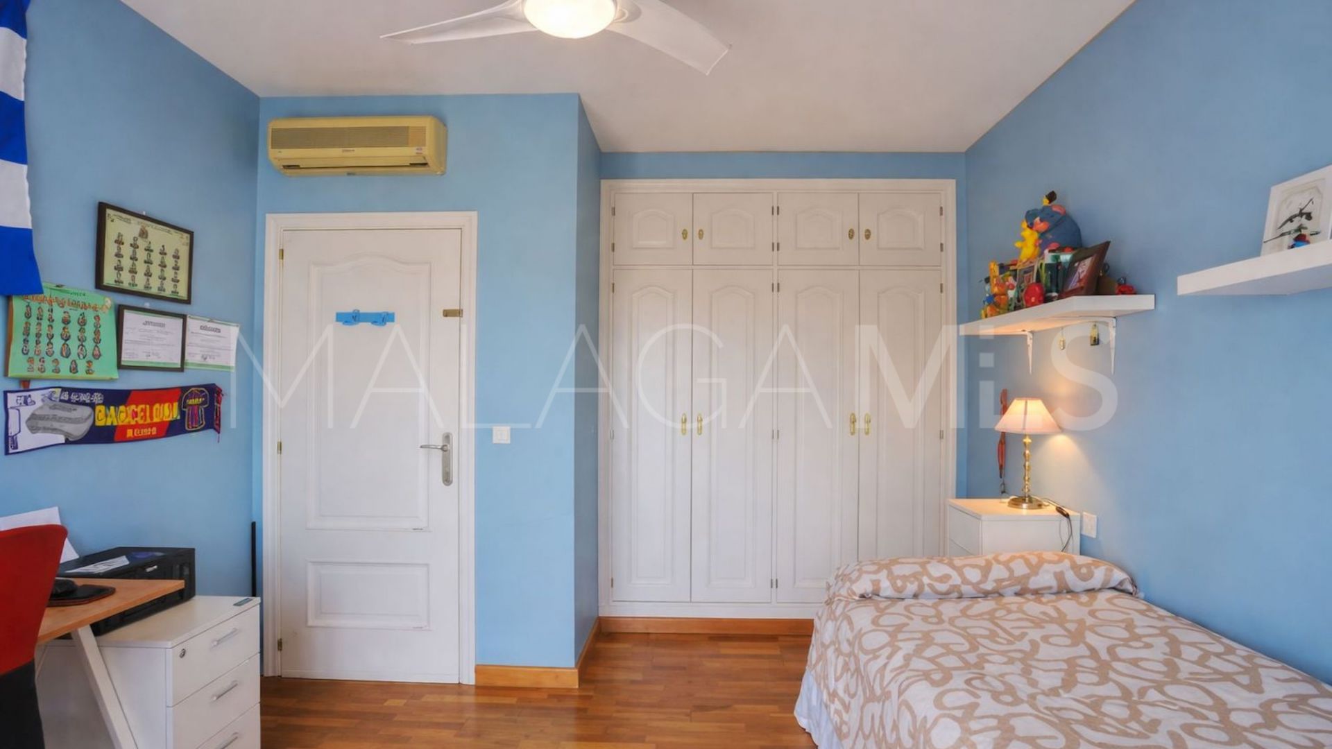 Villa for sale in Guadalmina Baja