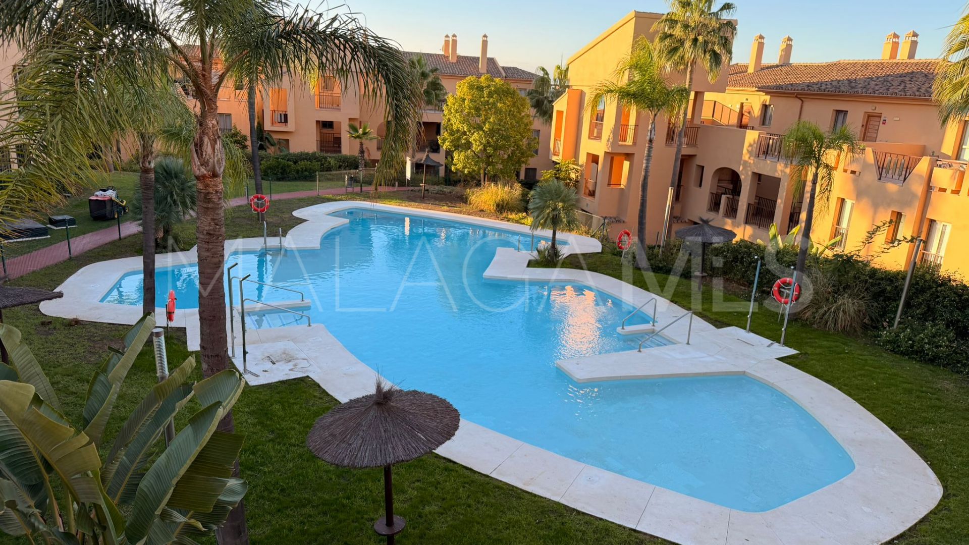 Buy ground floor apartment with 2 bedrooms in Hacienda del Señorio de Cifuentes