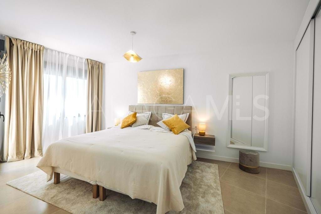 Town house for sale in Agra Residencial