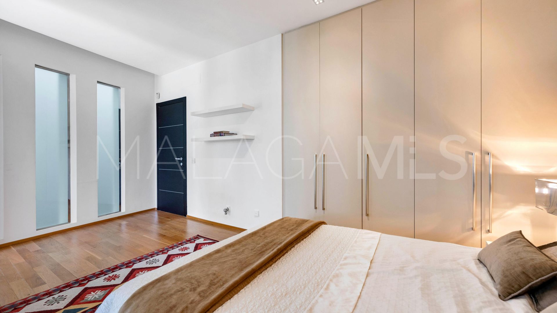 Adosado with 2 bedrooms for sale in Sierra Blanca