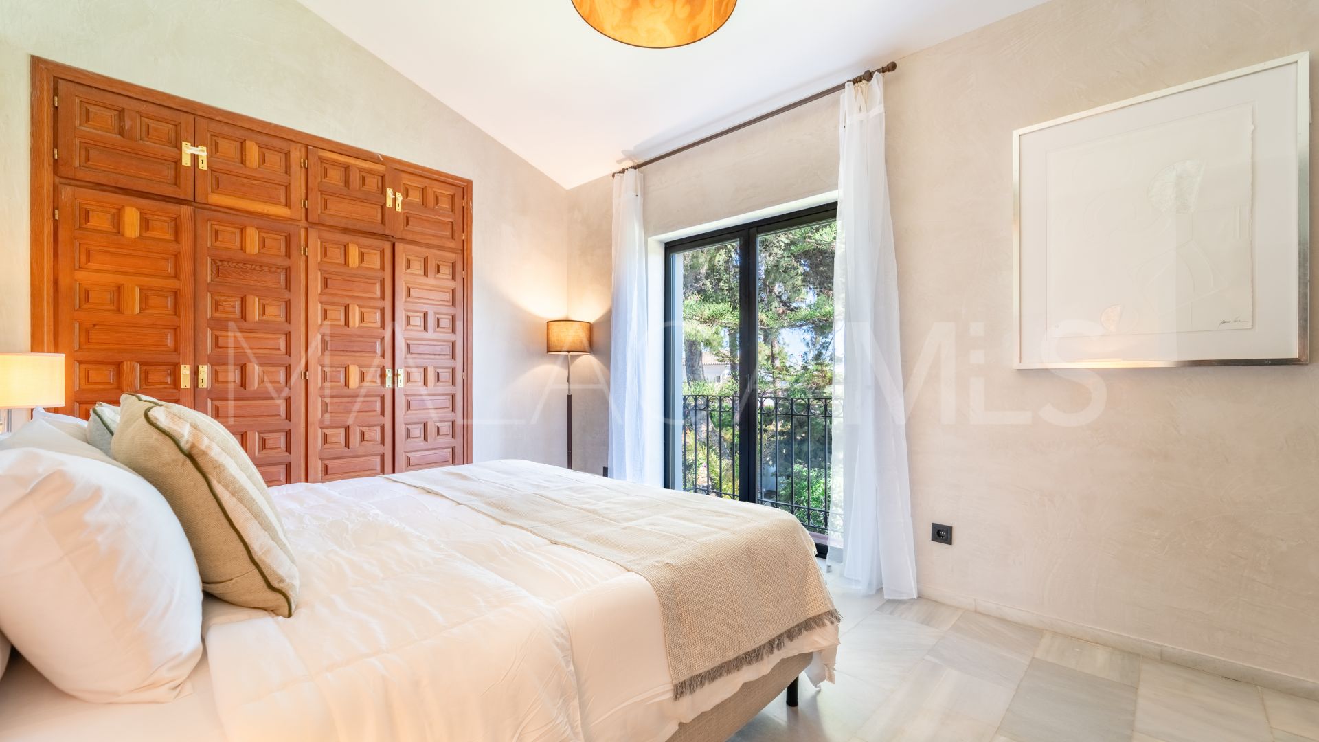 Villa for sale in El Paraiso Playa