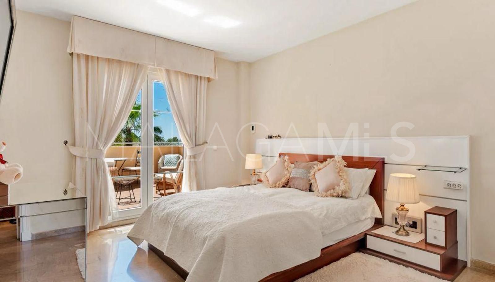 Buy apartamento in Cumbres del Rodeo de 3 bedrooms