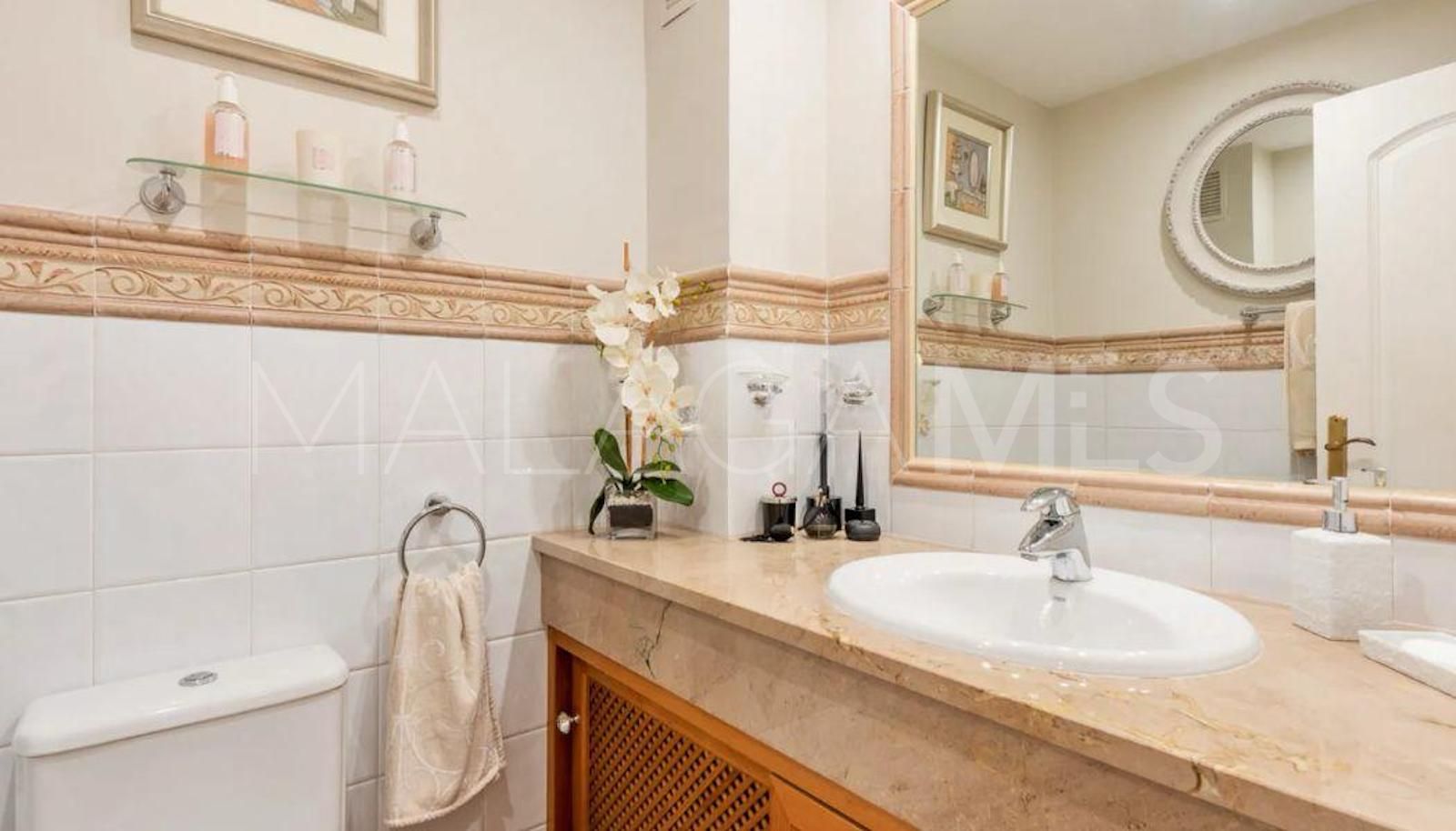 Buy apartamento in Cumbres del Rodeo de 3 bedrooms
