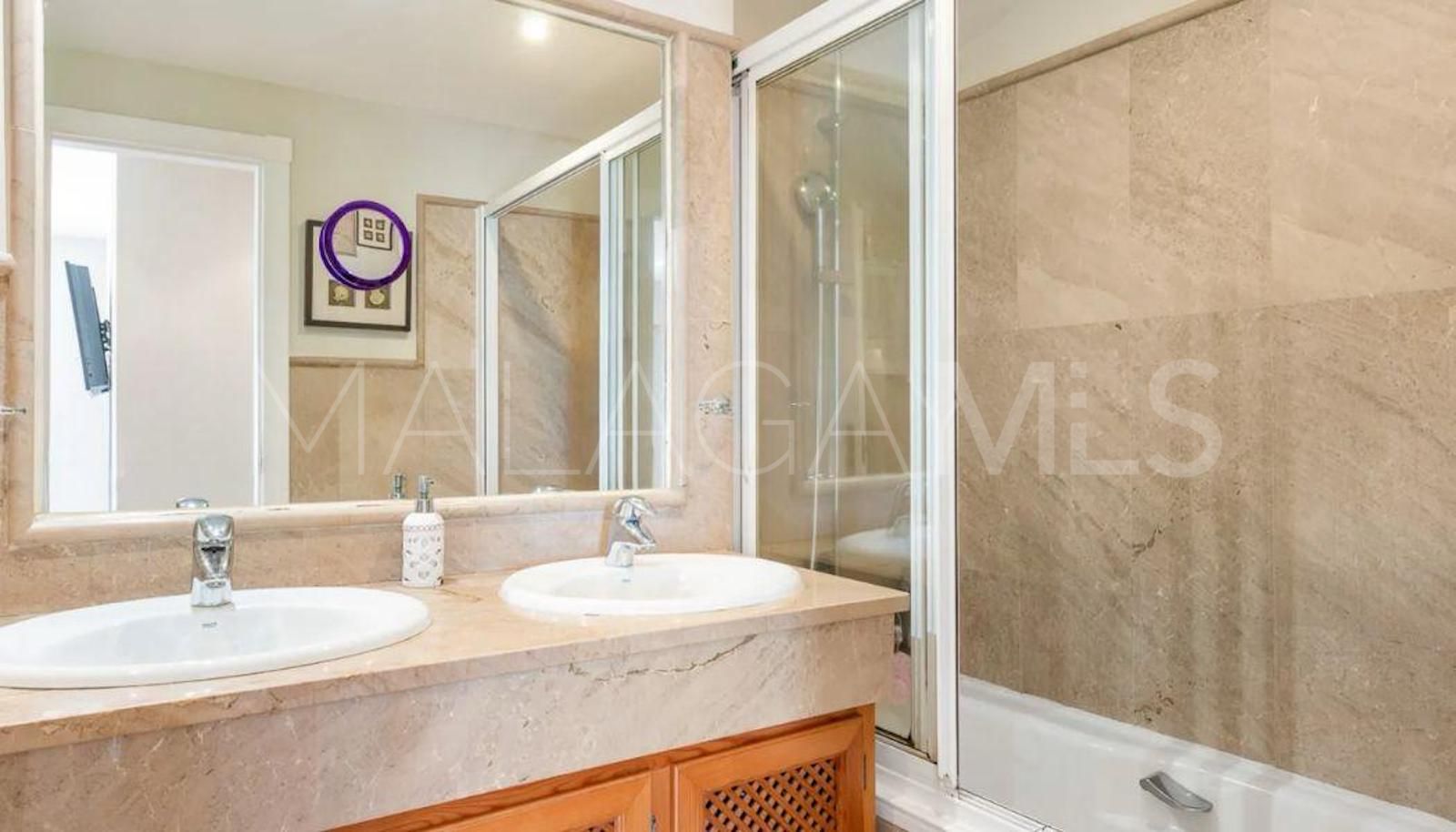Buy apartamento in Cumbres del Rodeo de 3 bedrooms