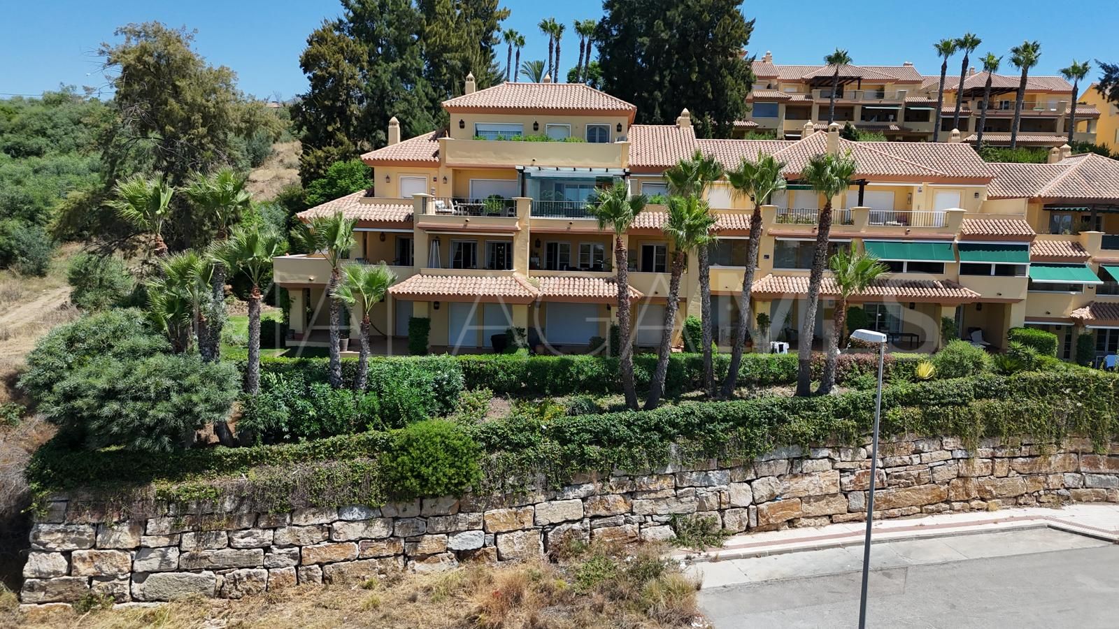 Buy apartamento in Cumbres del Rodeo de 3 bedrooms