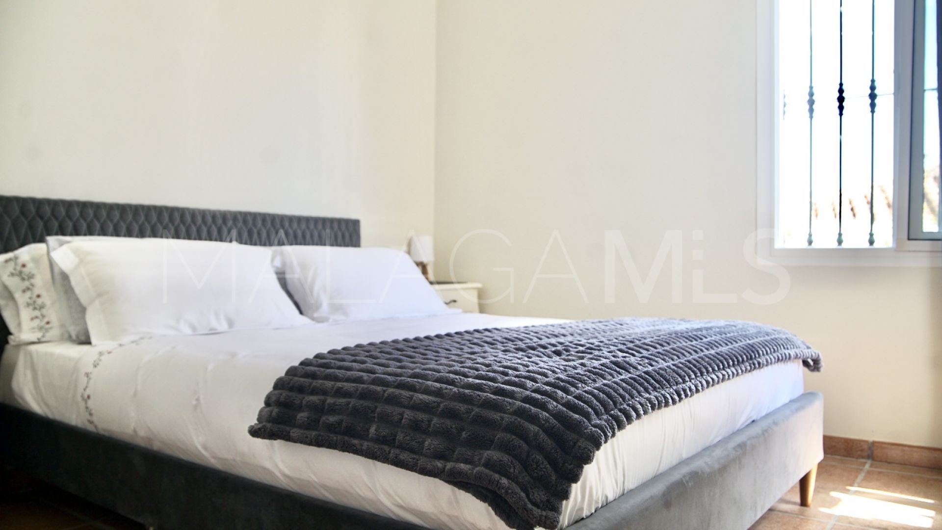 Villa for sale in El Chaparral