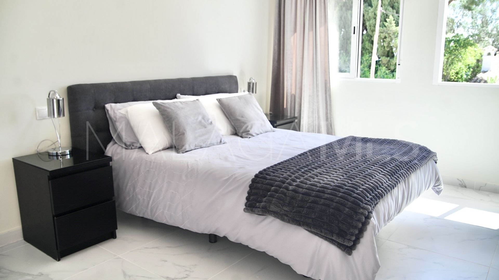 Villa for sale in El Chaparral