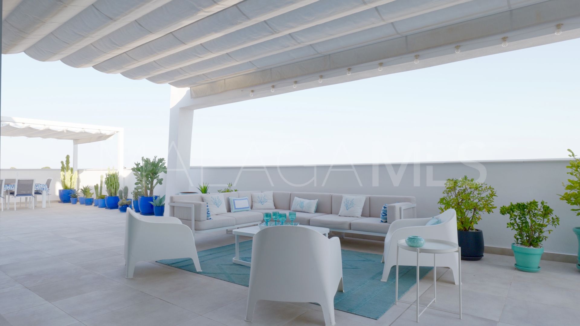 Buy Ático with 4 bedrooms in Vanian Green Village