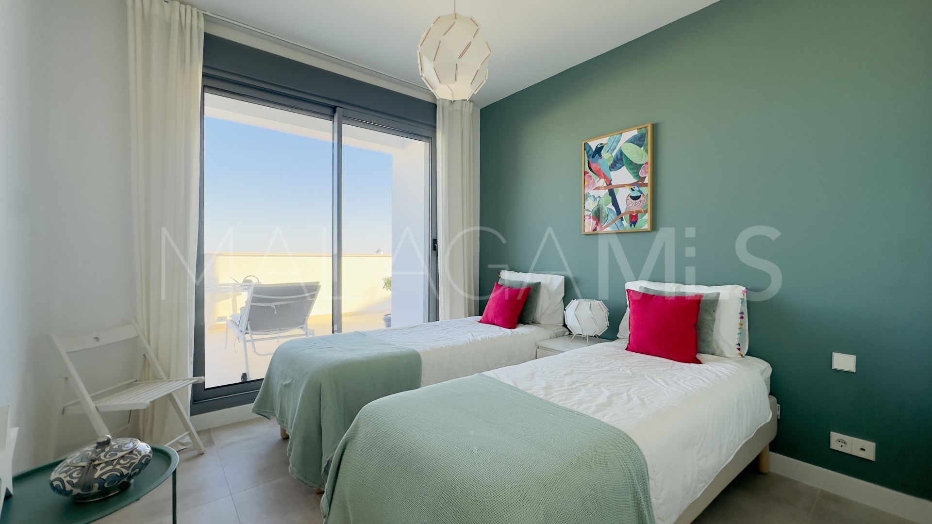 Buy Ático with 4 bedrooms in Vanian Green Village