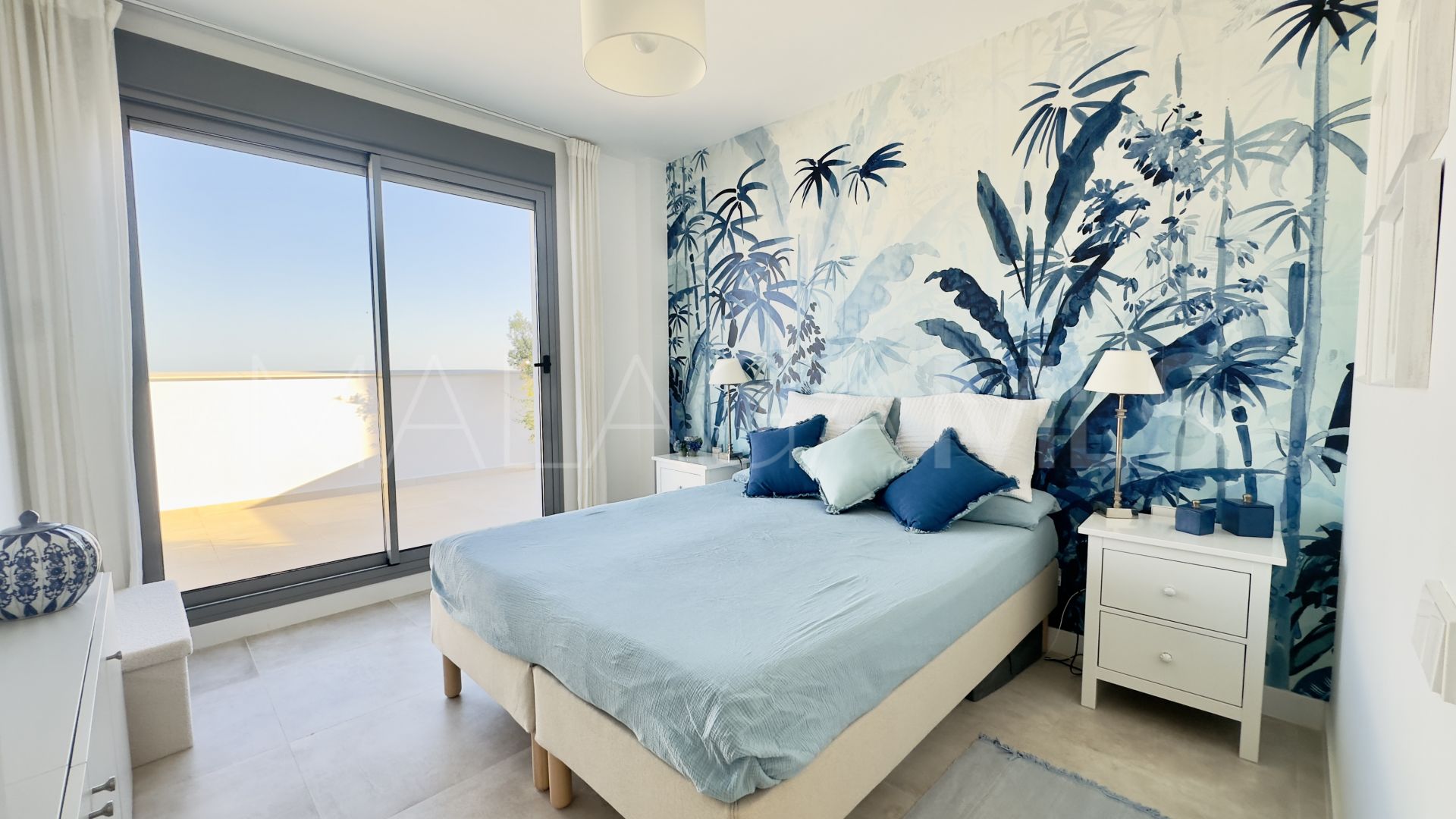 Buy Ático with 4 bedrooms in Vanian Green Village