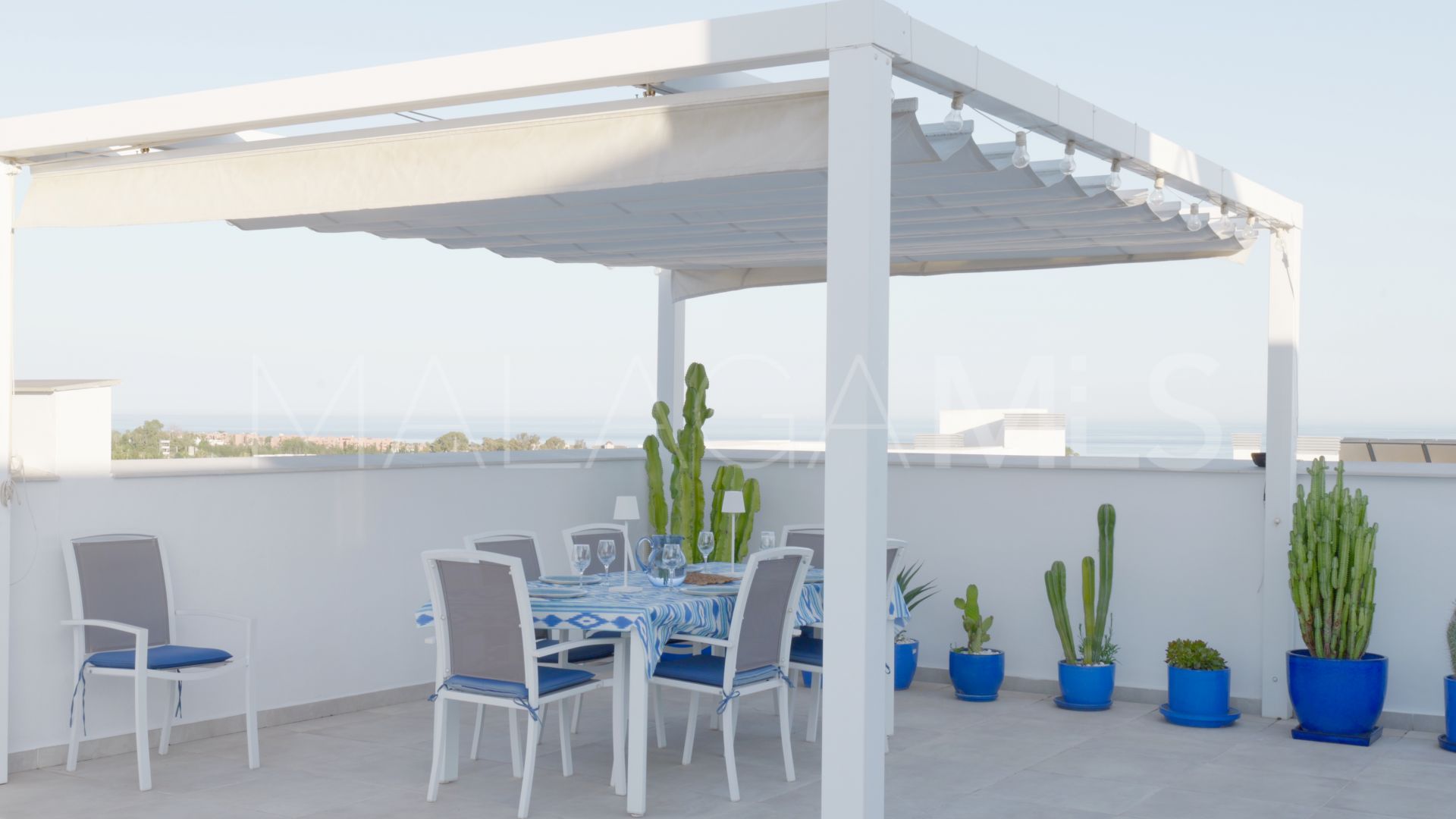 Buy Ático with 4 bedrooms in Vanian Green Village