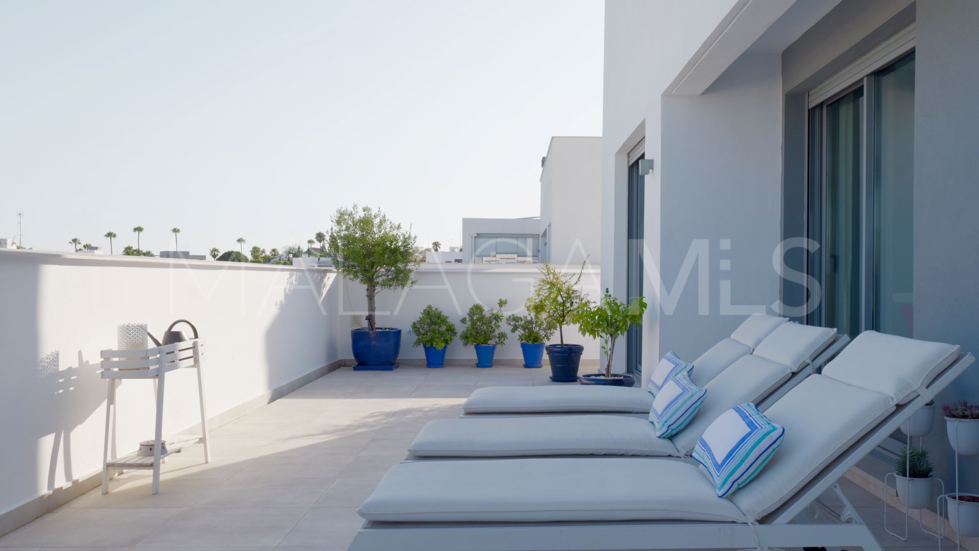 Buy Ático with 4 bedrooms in Vanian Green Village
