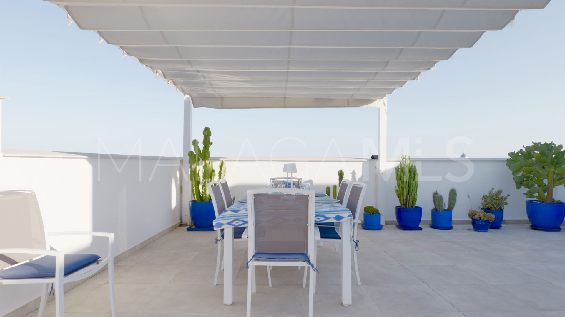 Buy Ático with 4 bedrooms in Vanian Green Village